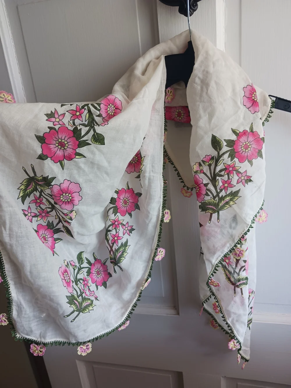Turkish Oya Style Scarf Vintage Hijab Headscarf Bandana Pink Floral Design